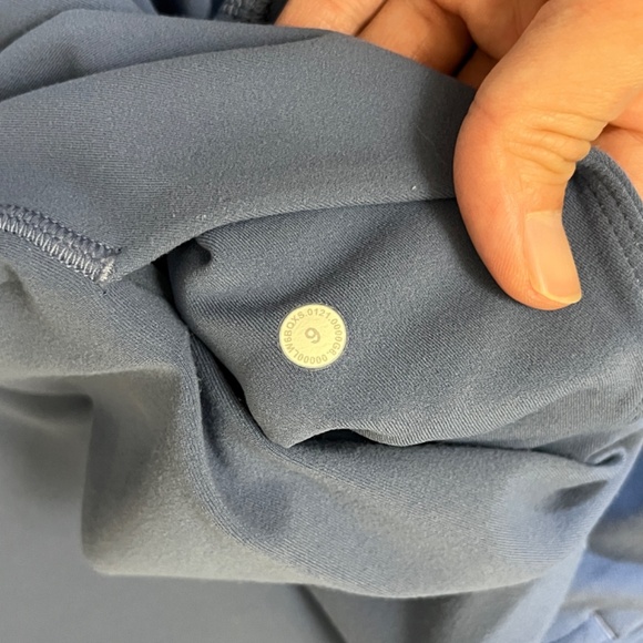 Lululemon Align Wide Leg 23" Crop Pants - Women's Size 6 - Blue - Picture 6 of 11